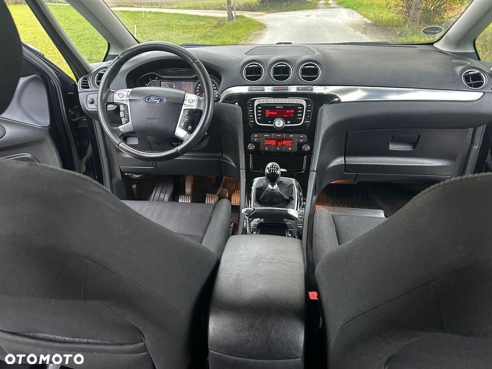 Ford S-Max 2.0 TDCi DPF Titanium - 13