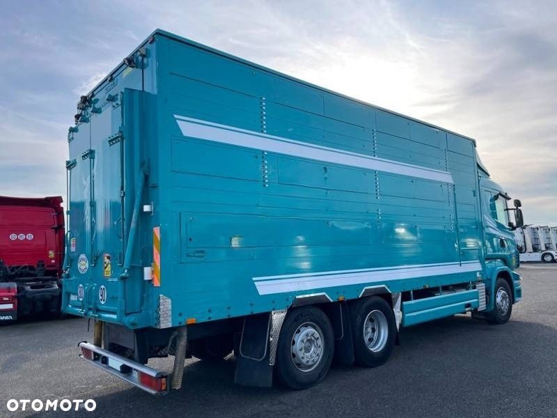 Scania R380 / 6x2 / Pezzaioli / 2-poziomowa zabudowa do przewozu zwierząt / Euro 3 / oś podnoszona / podnoszony dach - 2