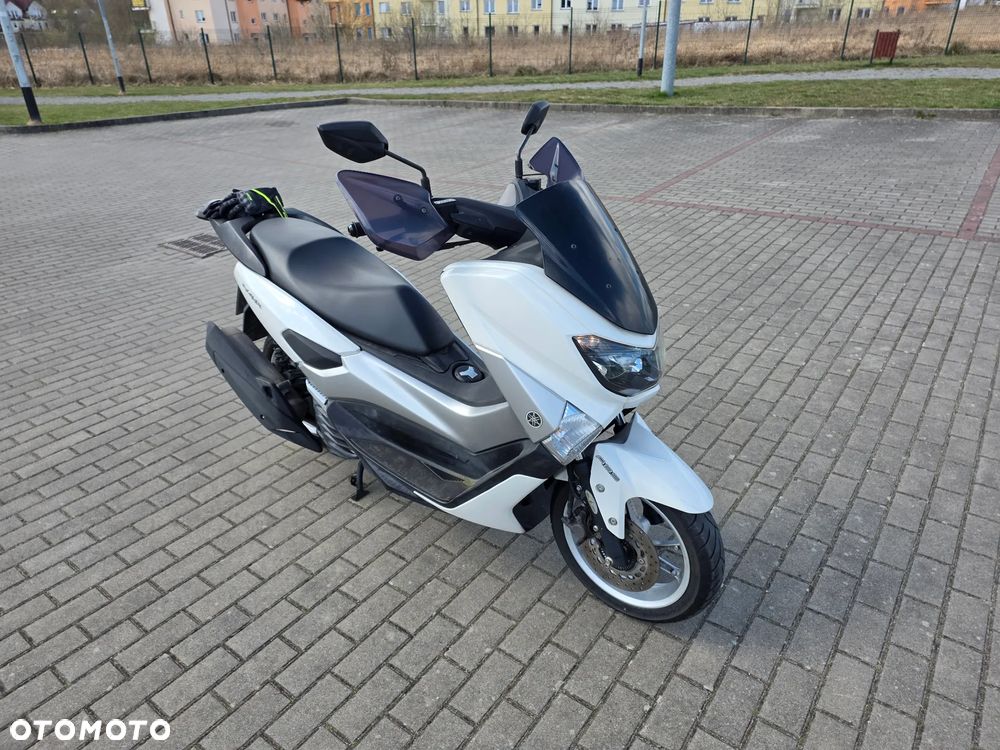 Yamaha NMAX - 1
