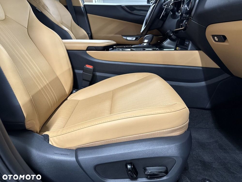 Lexus NX 350h Prestige 2WD - 23