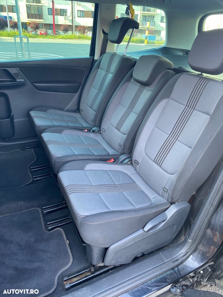 Volkswagen Sharan - 8