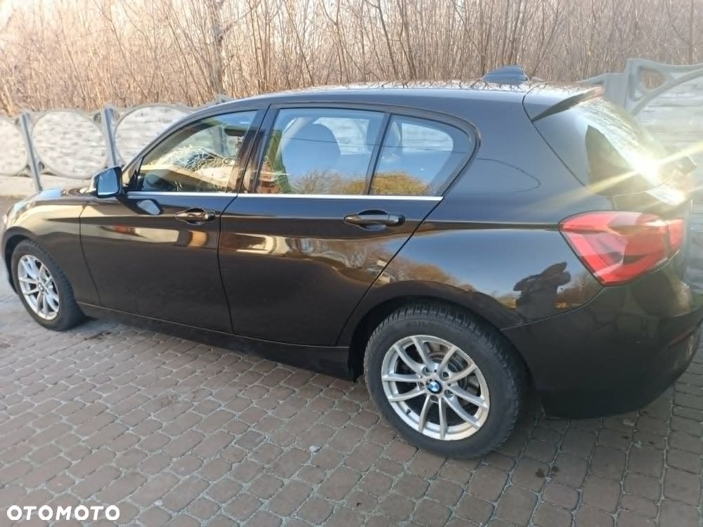 BMW Seria 1 118i - 9