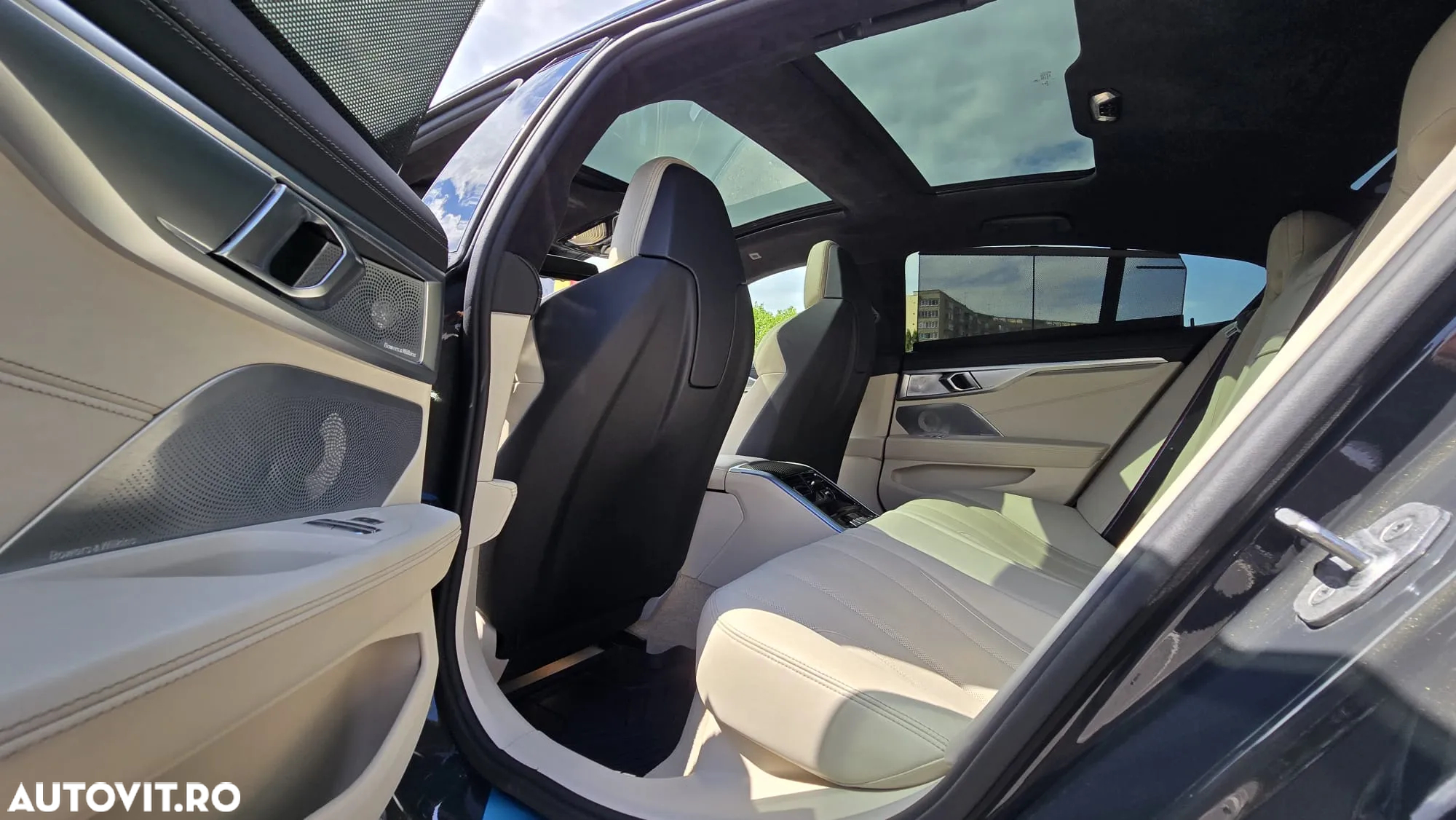 BMW M8 M850i xDrive AT - 24