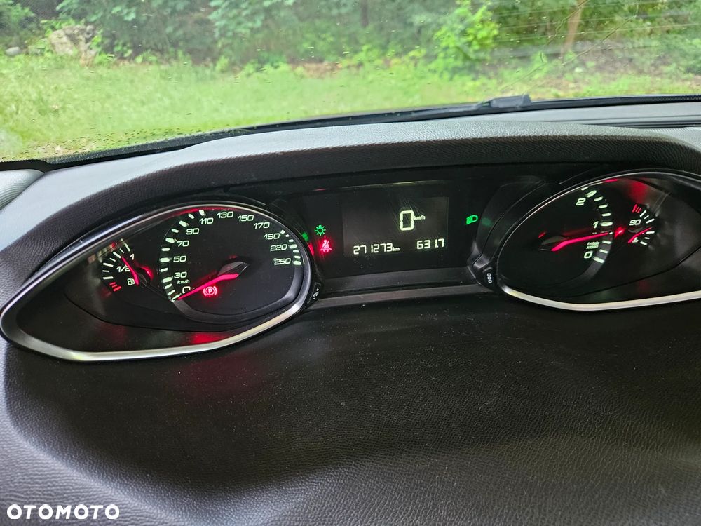 Peugeot 308 1.6 BlueHDi Active S&S - 10