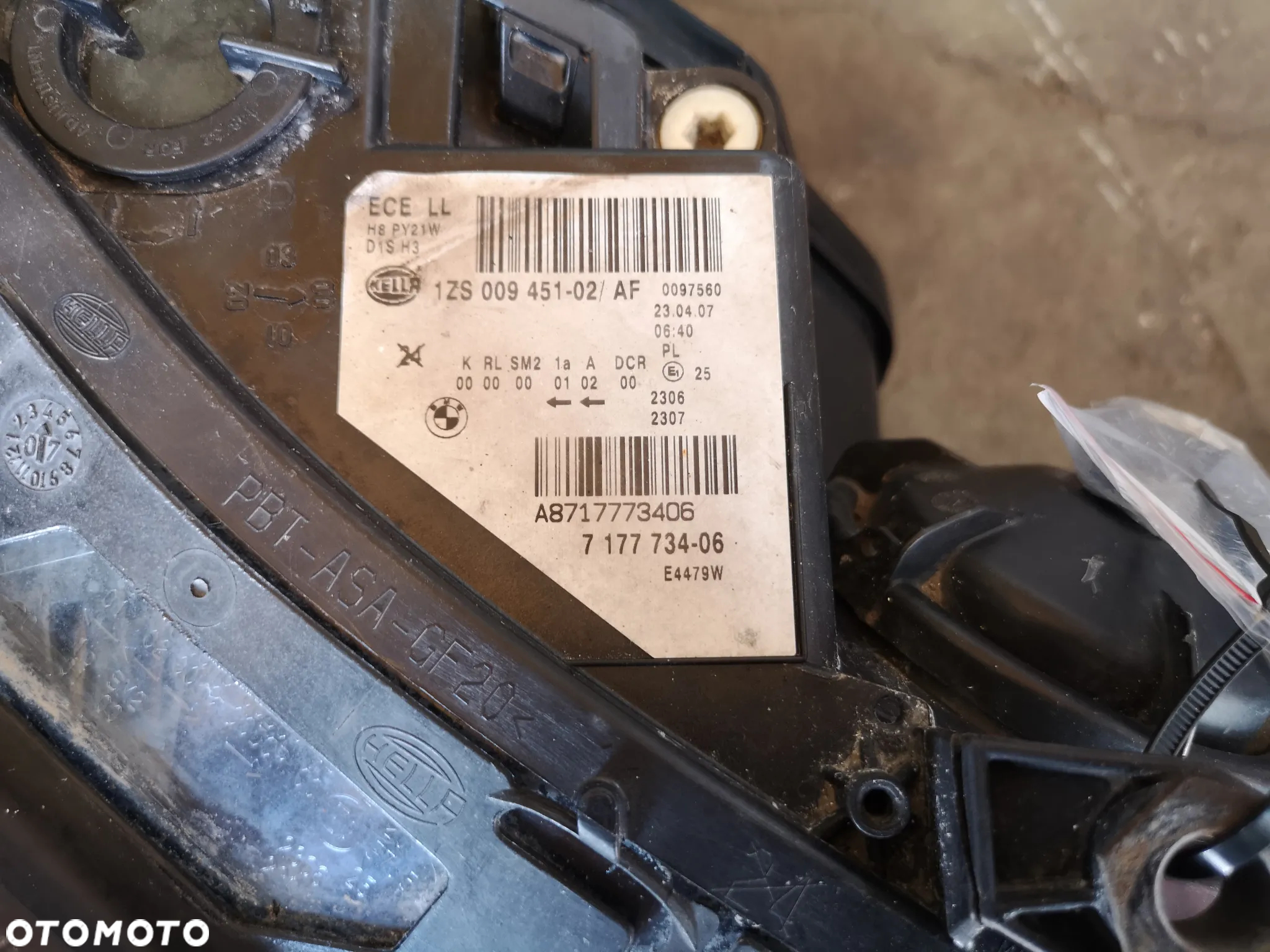LAMPA PRAWA PRZEDNIA HELLA DYNAMIC XENON D1S BMW 5 E60 E61 LIFT LCI EUROPA 7177734 KOMPLETNA - 11