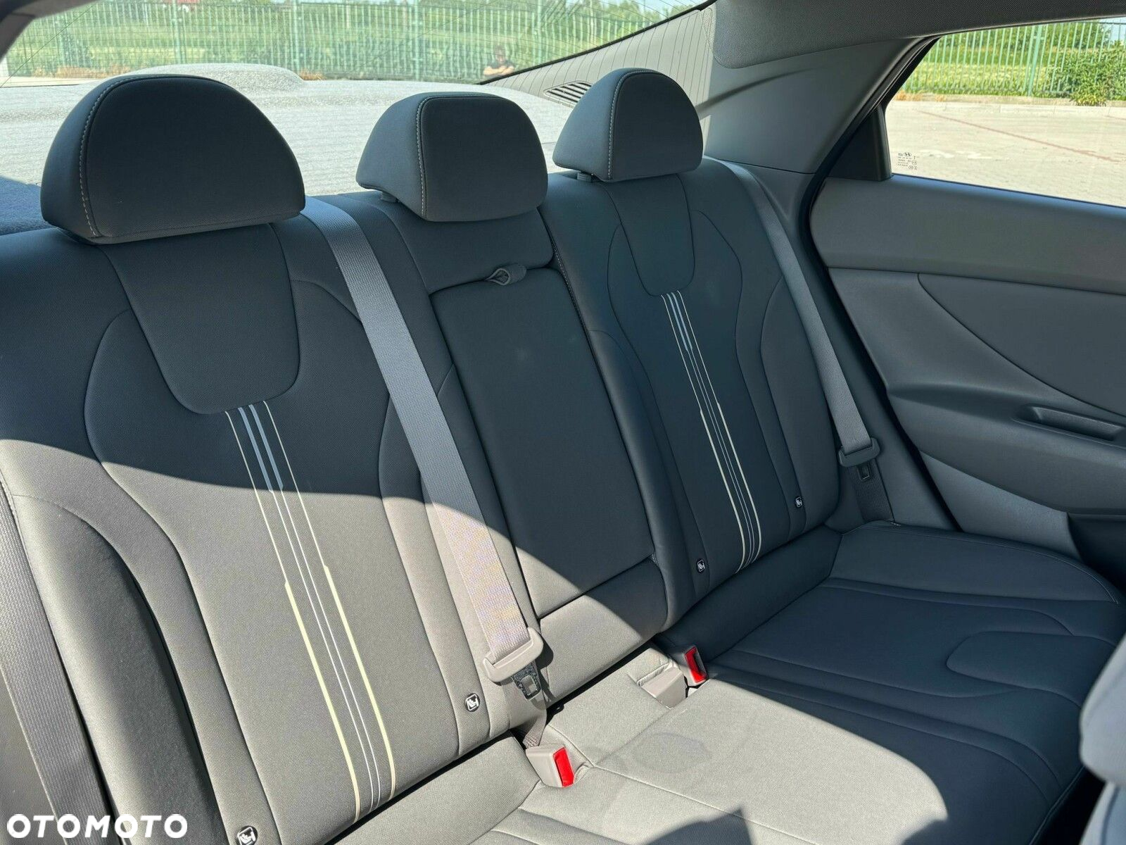 Hyundai Elantra 1.6 Smart CVT - 22