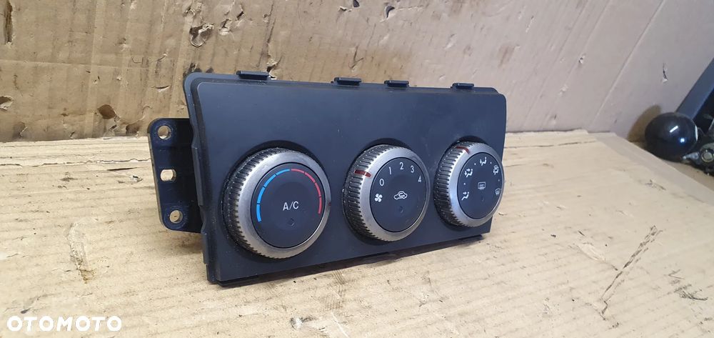 Panel nawiewu powietrza klimatyzacji Mazda 6 II GS1D61190B 5037225454B - 3