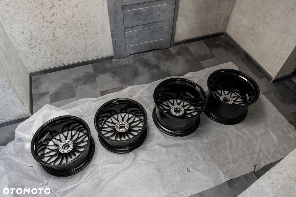ORYGINALNY KOMPLET KUTYCH FELG OEM DO LAMBORGHINI AVENTADOR S 2x20" 2x21" - 2