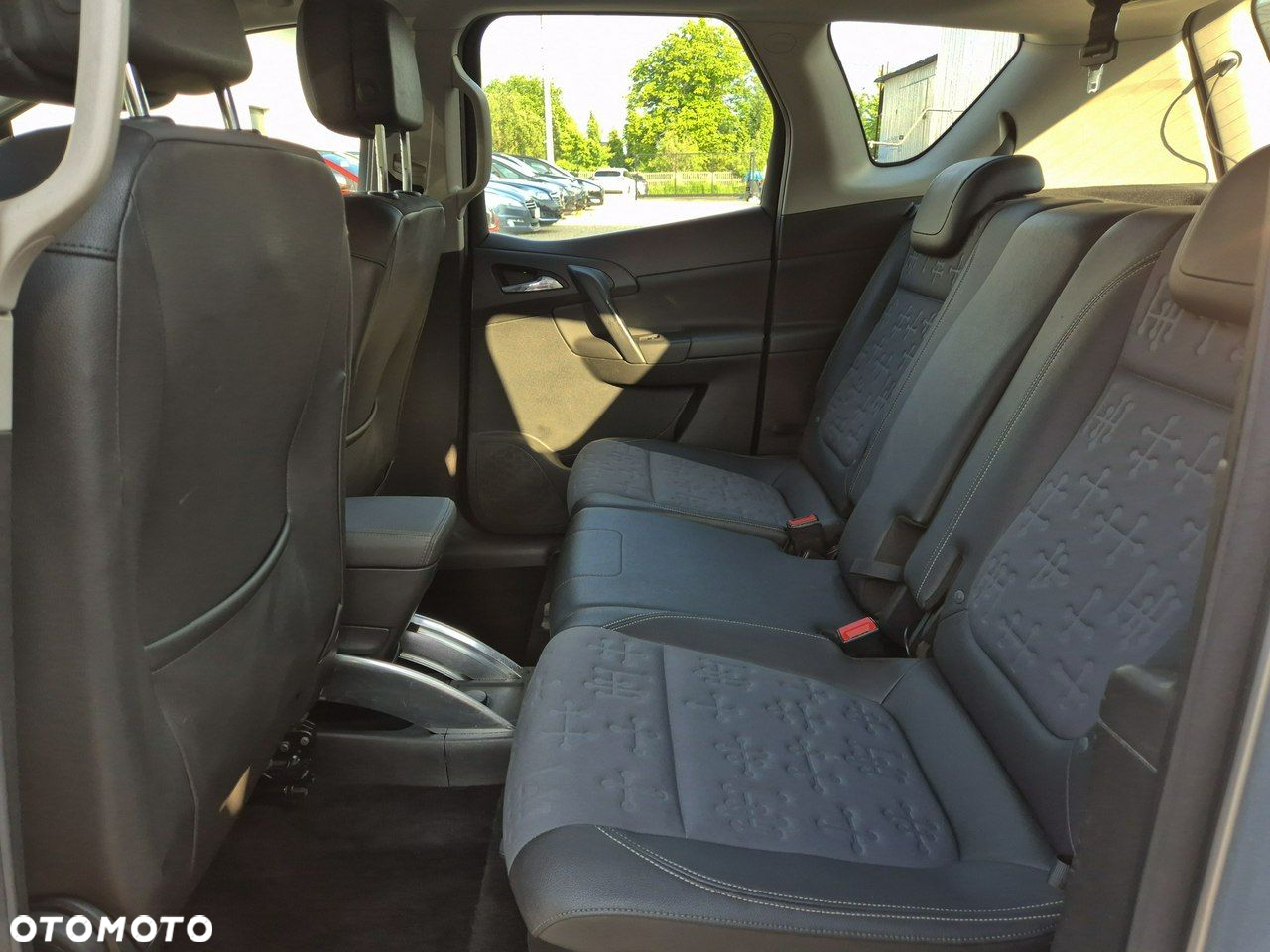 Opel Meriva 1.4 Innovation - 18