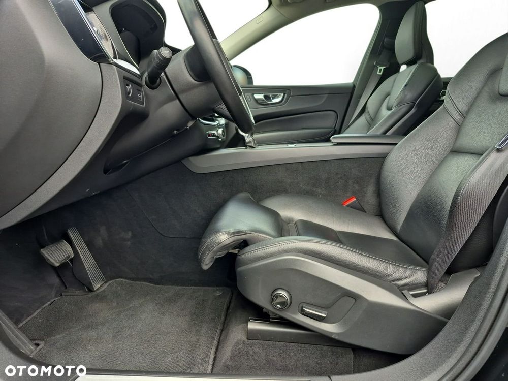 Volvo XC 60 - 12