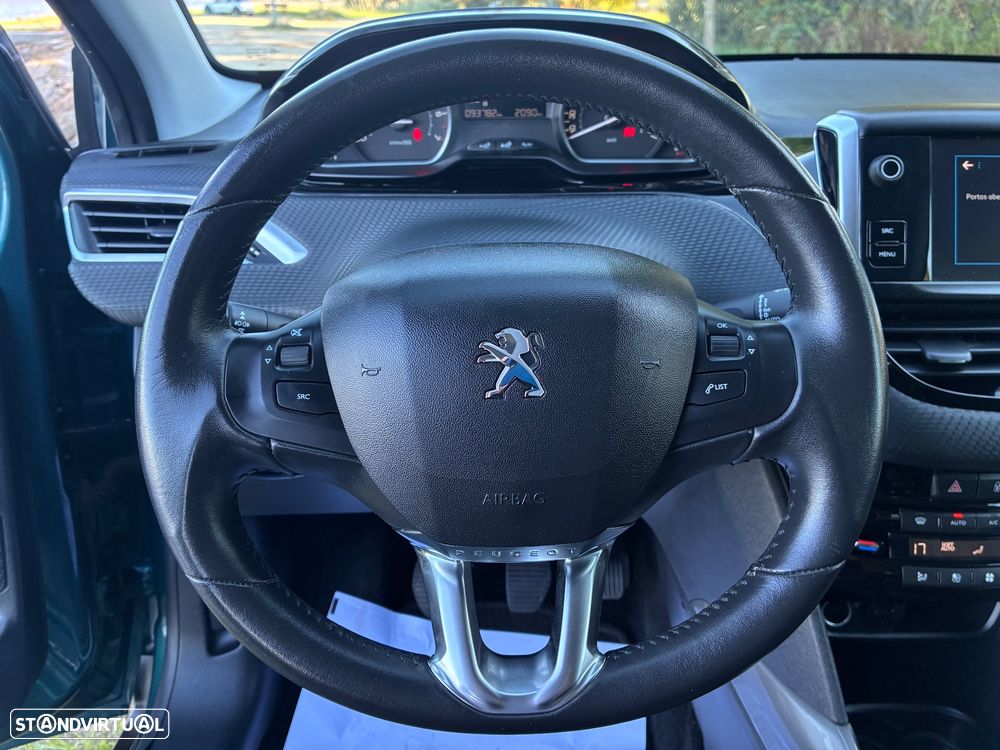 Peugeot 2008 PureTech 82 Style - 12