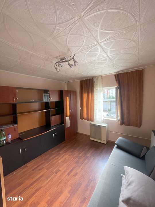 Apartament de 4 camere, 80 mp, parter, zona paltinisului — fotografia 1
