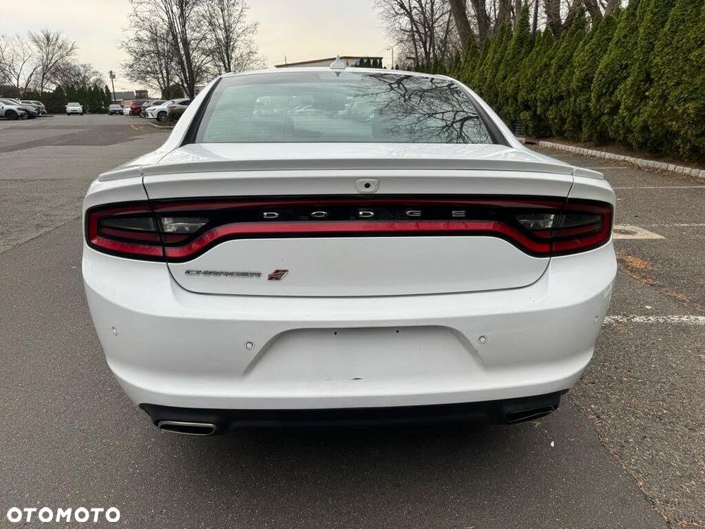 Dodge Charger - 5