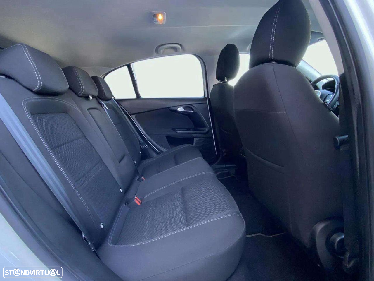 Fiat Tipo 1.3 M-Jet Lounge - 11