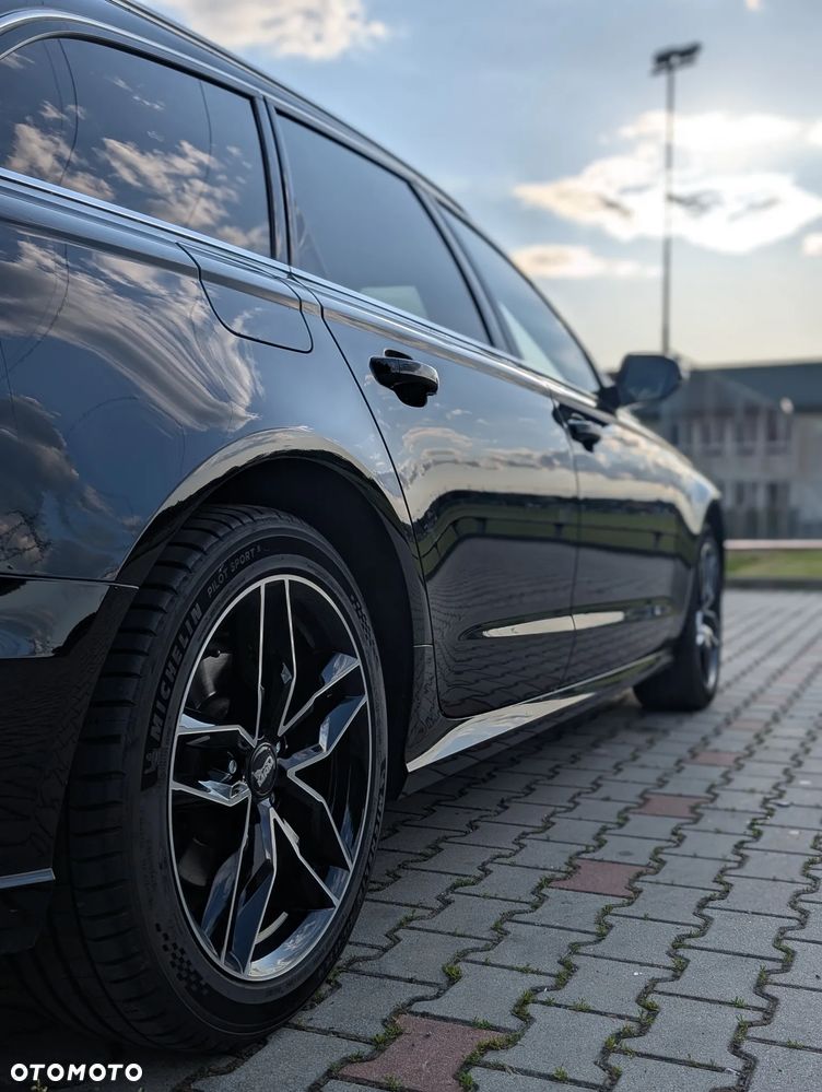 Audi A6 Avant 2.0 TDI ultra S tronic - 32