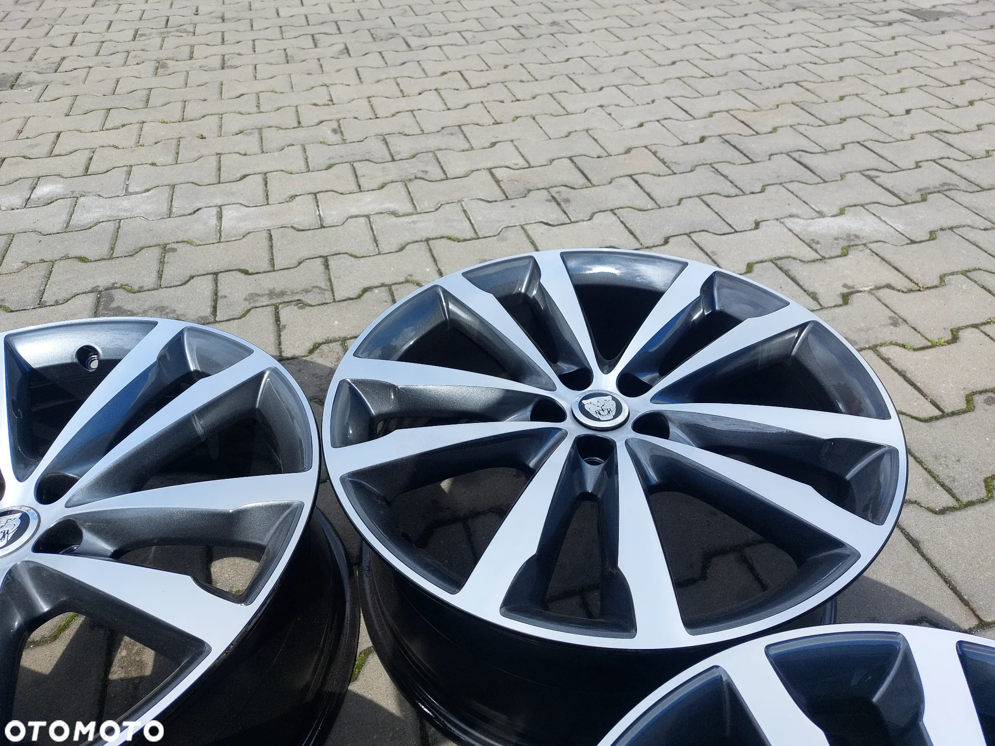 JAGUAR XF FELGI ALUMINIOWE R20 8.5J ET49 5X108 ORYGINAŁ ODŚWIEŻONE! - 6