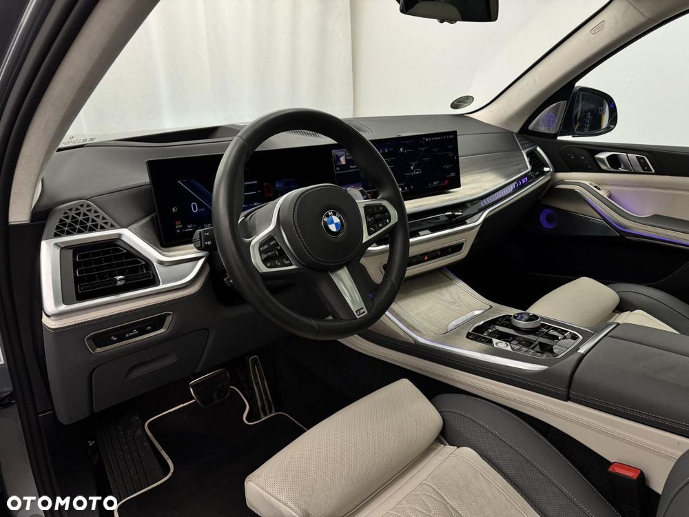 BMW X7 - 14