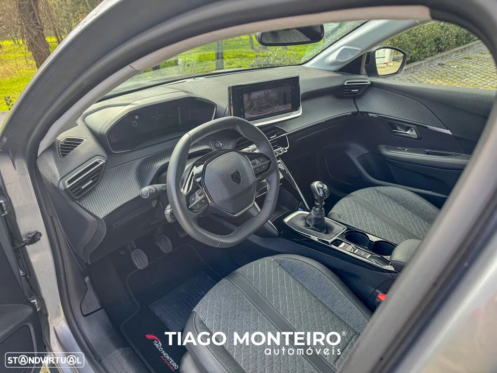 Peugeot 208 1.2 PureTech Allure - 30