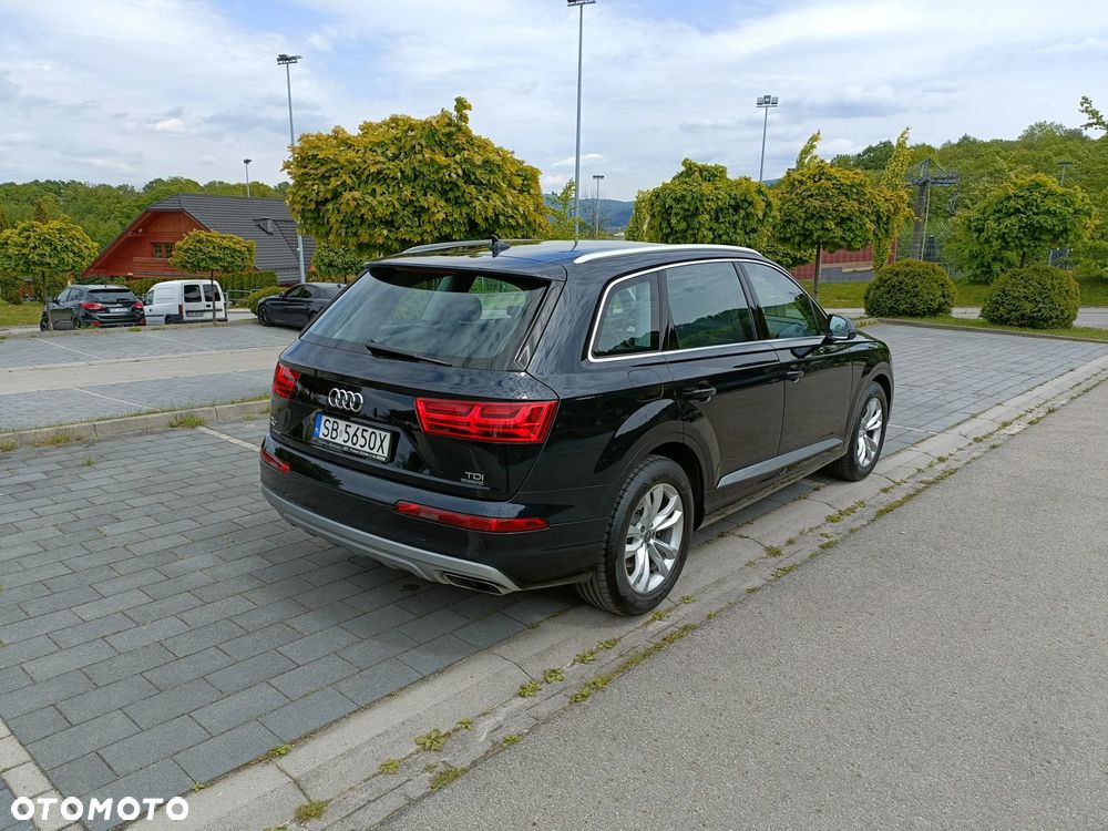 Audi Q7 - 7