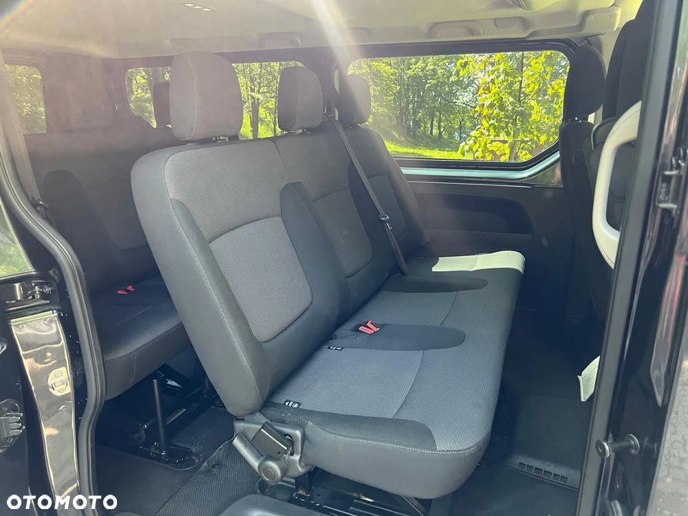 Renault Trafic - 16