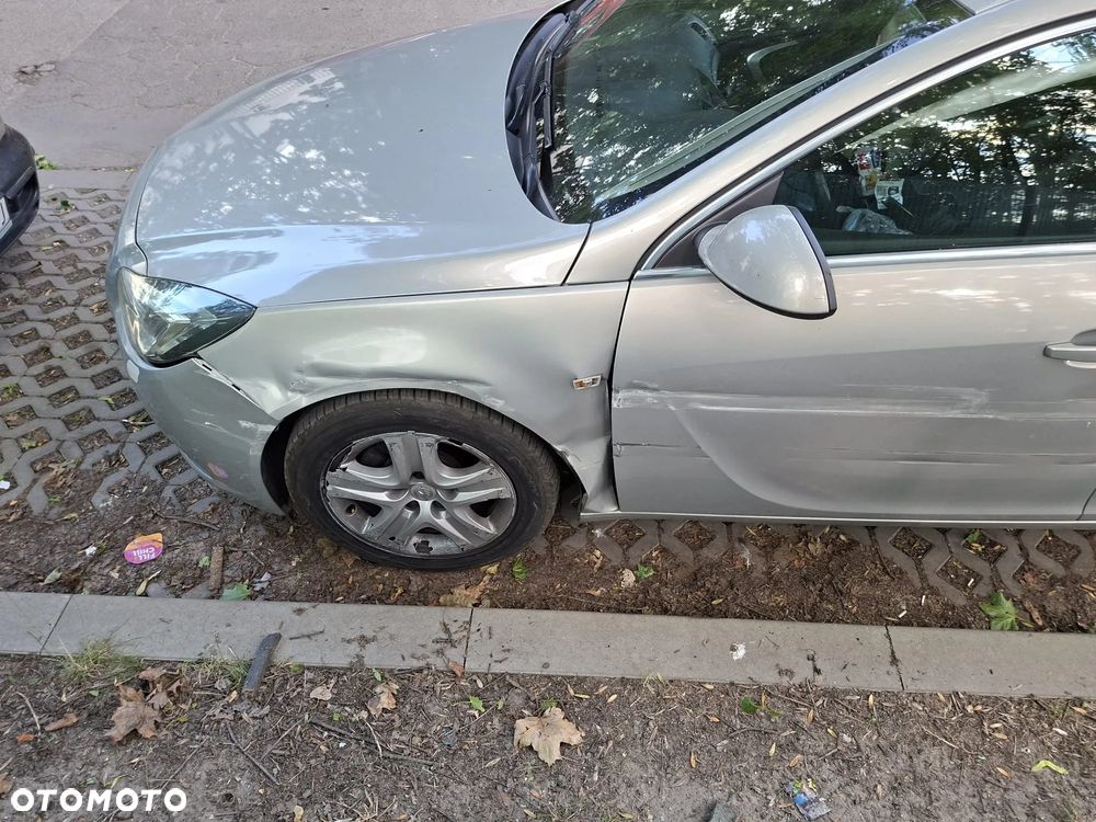 Opel Insignia 1.8 - 8