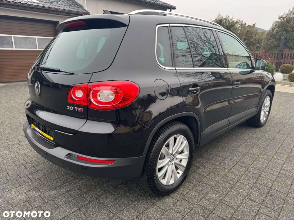 Volkswagen Tiguan - 19