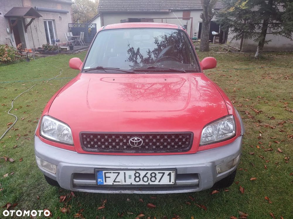 Toyota RAV4 2.0 - 3