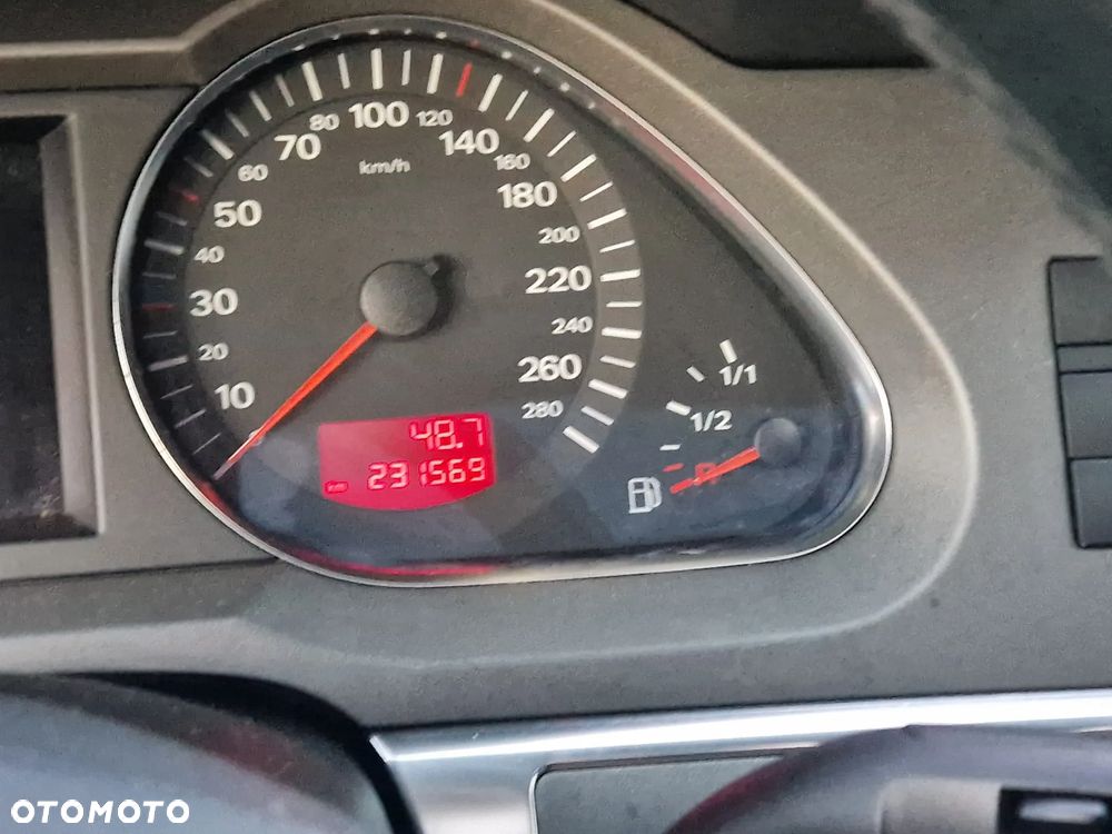 Audi A6 Avant 3.2 FSI multitronic - 11