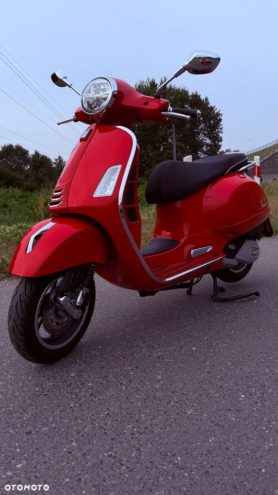 Vespa GTS - 2