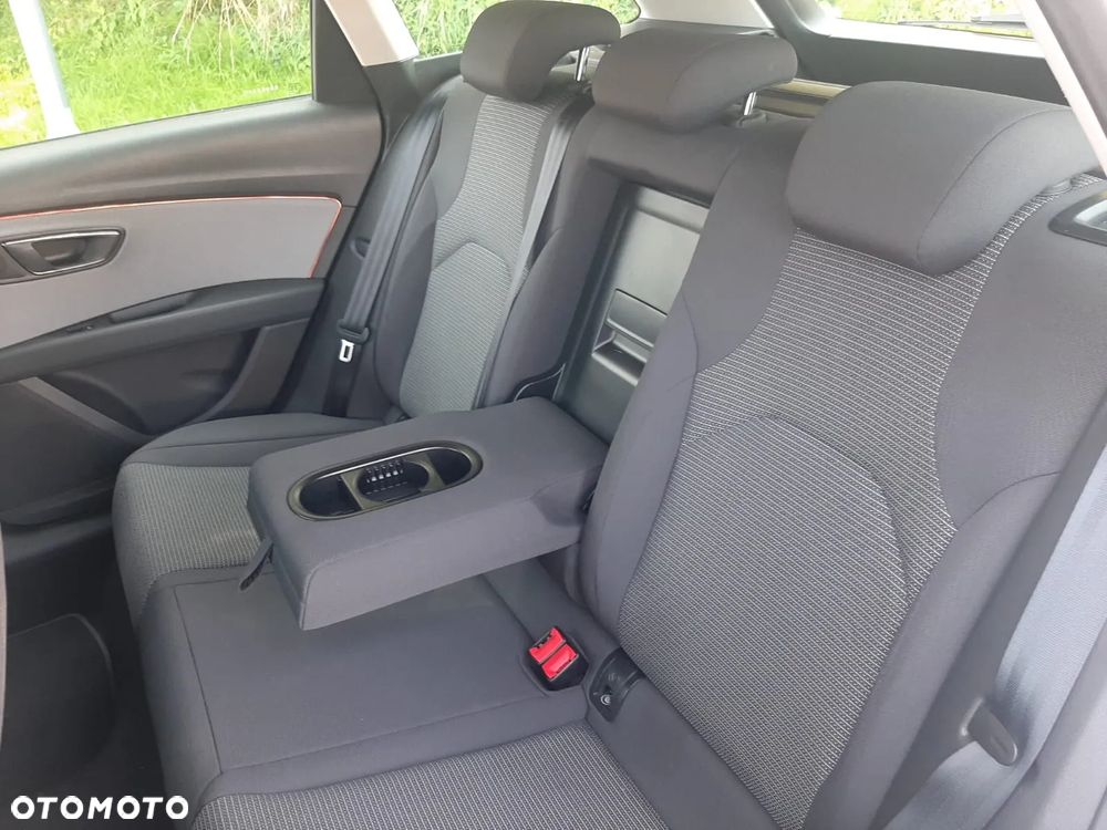 Seat Leon 1.6 TDI DSG Xcellence - 33