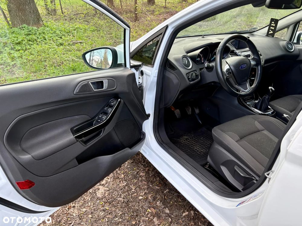 Ford Fiesta 1.0 EcoBoost STart-Stop Titanium - 13