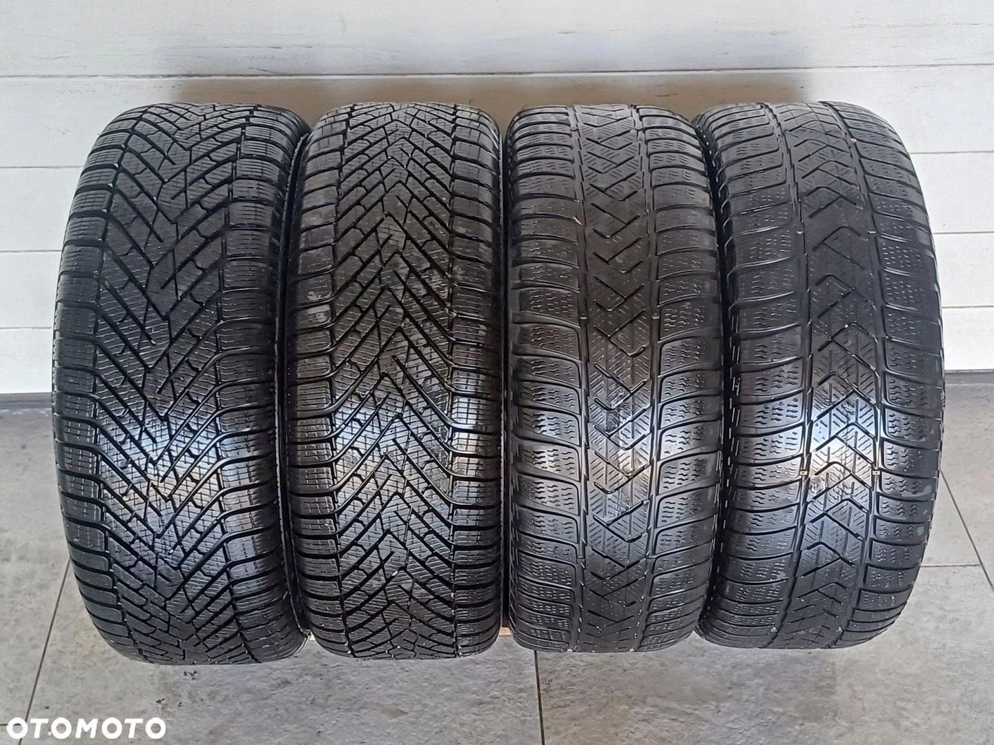 NR 579 Koła Zimowe AlufelgiSkoda Octavia 225/45/17 Pirelli - 2