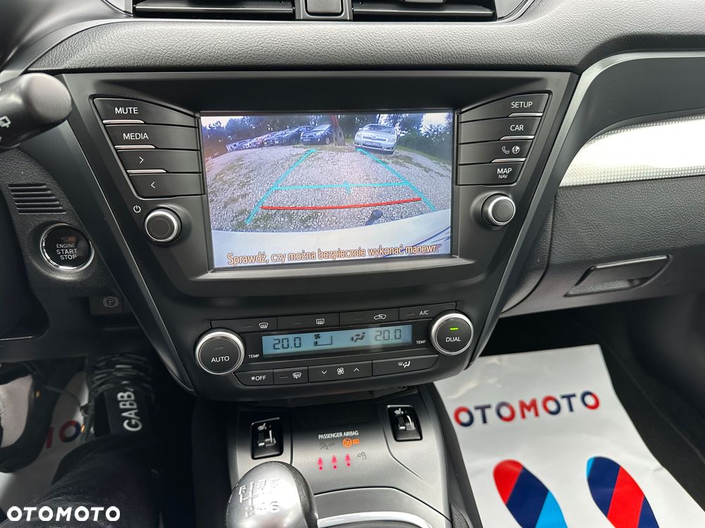 Toyota Avensis 1.8 Selection - 16