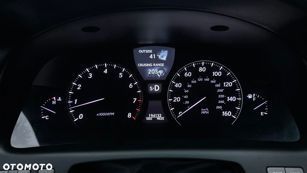 Lexus LS 460 Elegance - 32