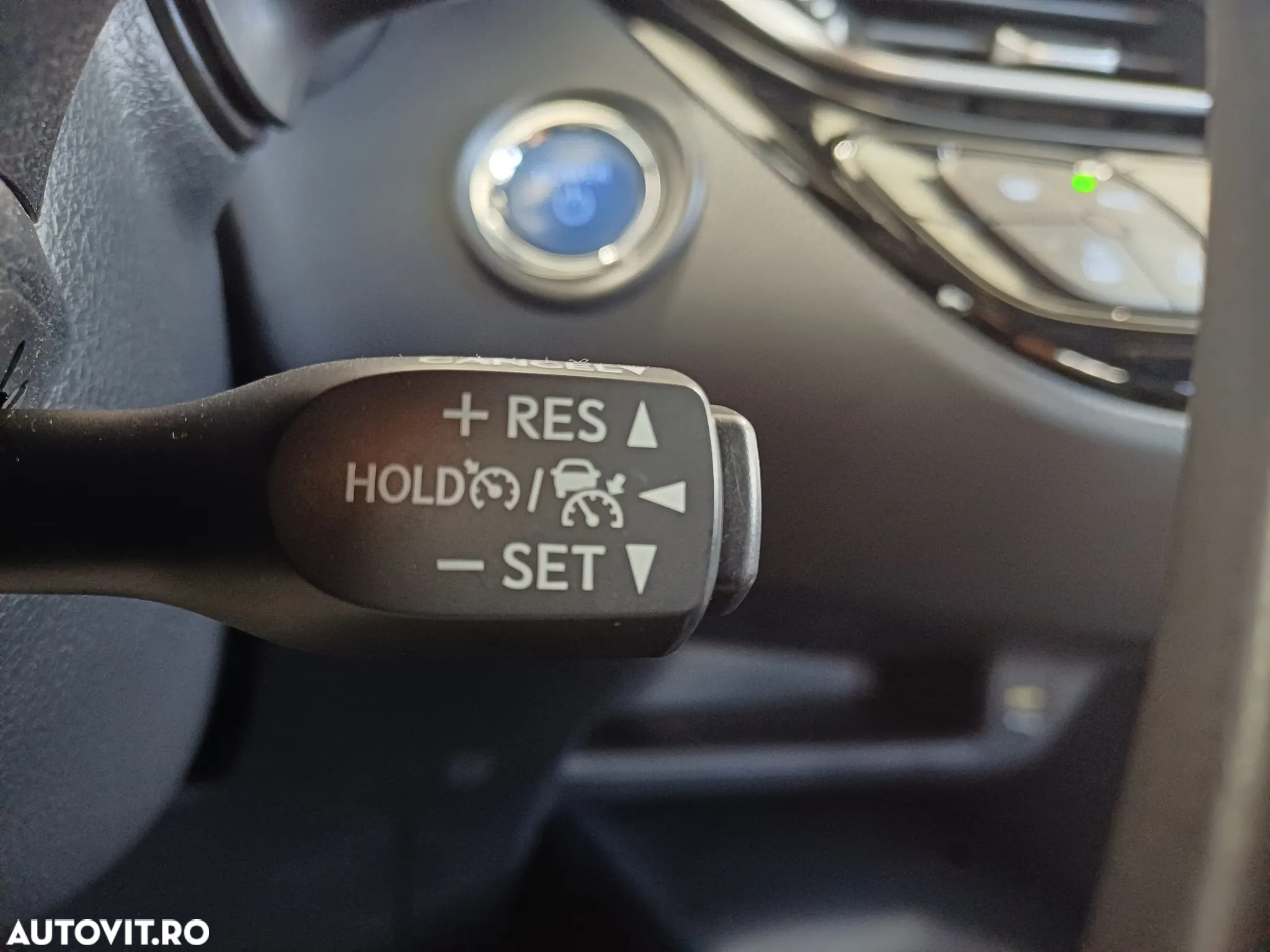 Toyota C-HR 1.8 HSD 122 CP 4x2 CVT C-enter - 13
