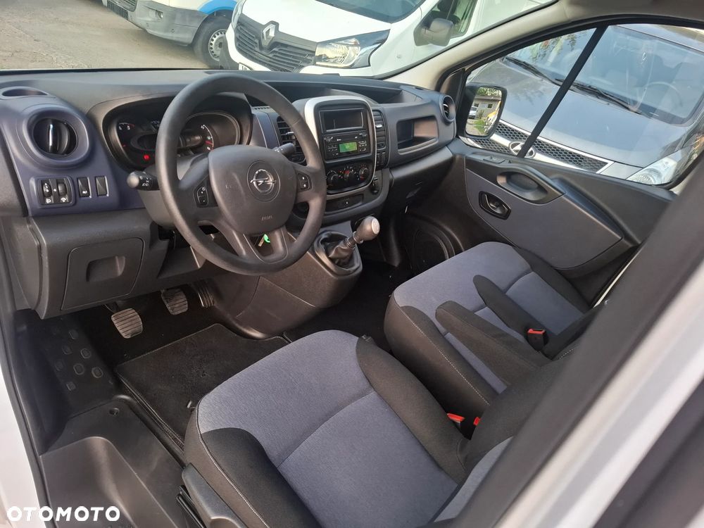 Opel Vivaro 2018 L2H2 MAXI * klima 3osobowy - 18