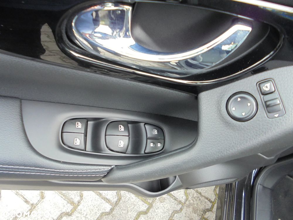 Nissan Qashqai 1.3 DIG-T N-WAY - 8