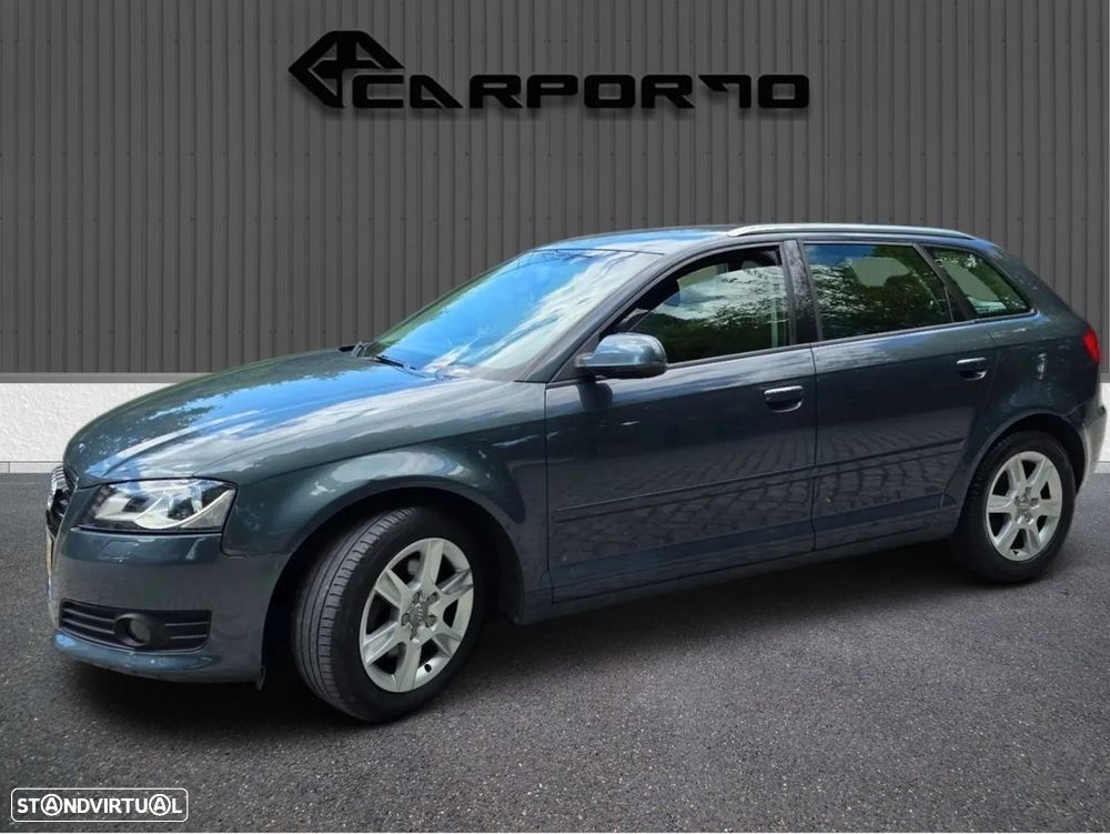 Audi A3 Sportback 2.0 TDi Attraction — fotografia 10