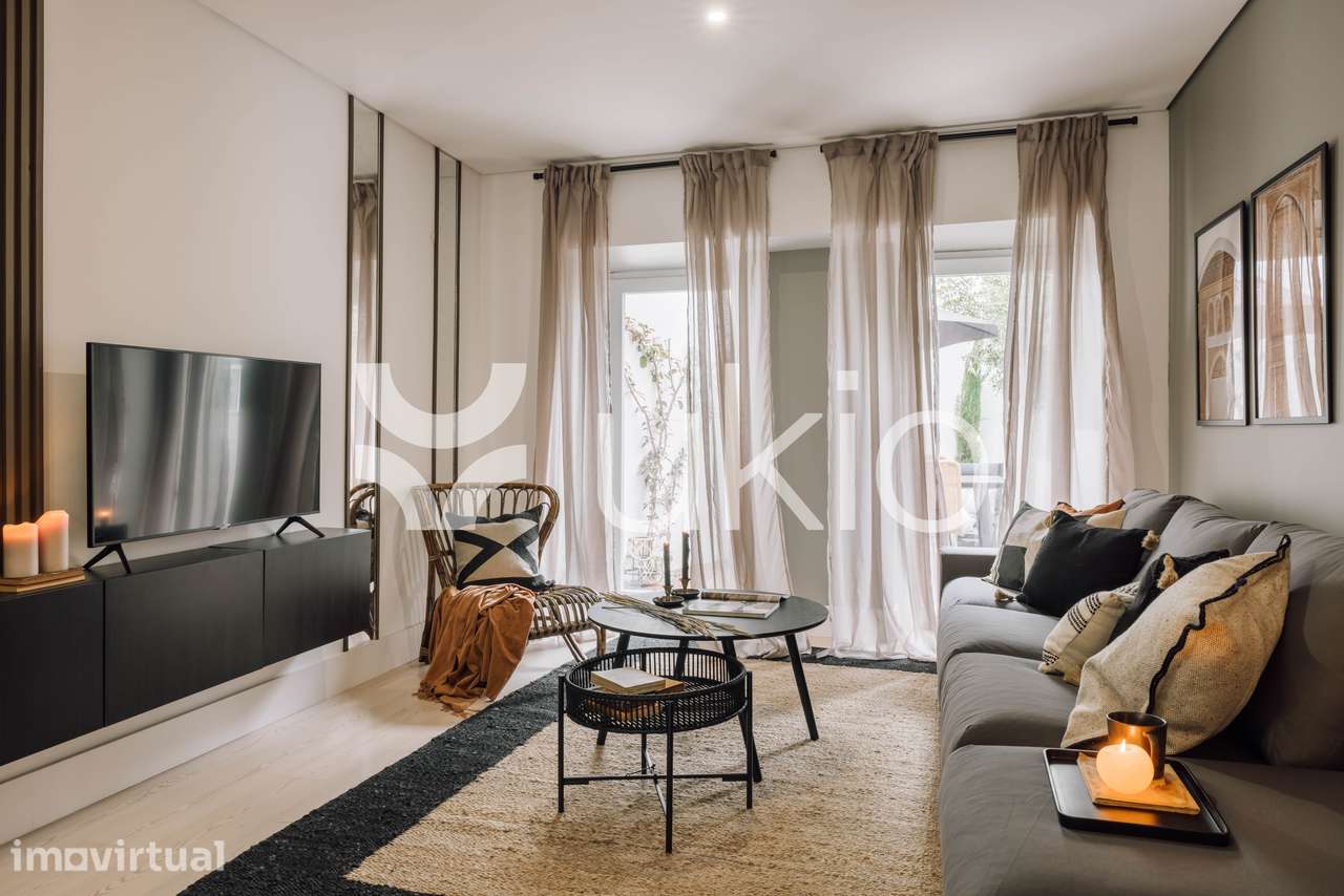 Apartamento T2 com terraço em Santa Isabel - Grande imagem: 2/22