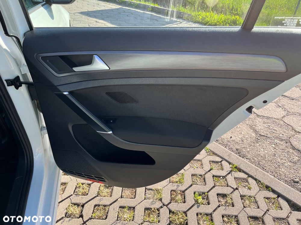 Volkswagen Golf 1.6 TDI BMT Comfortline - 20