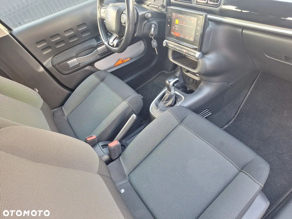 Citroën C3 Pure Tech 110 S&S EAT6 SHINE - 8