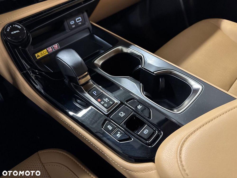Lexus NX 350h Prestige AWD - 26
