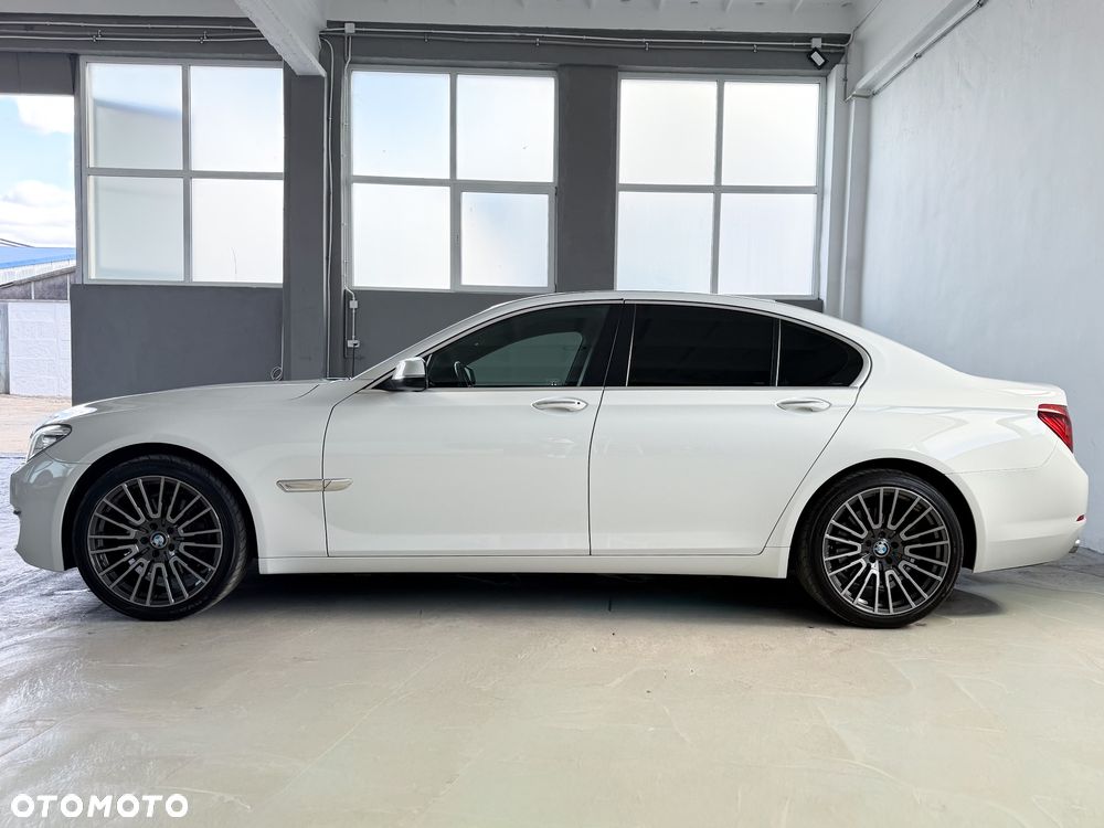 BMW Seria 7 730d - 6