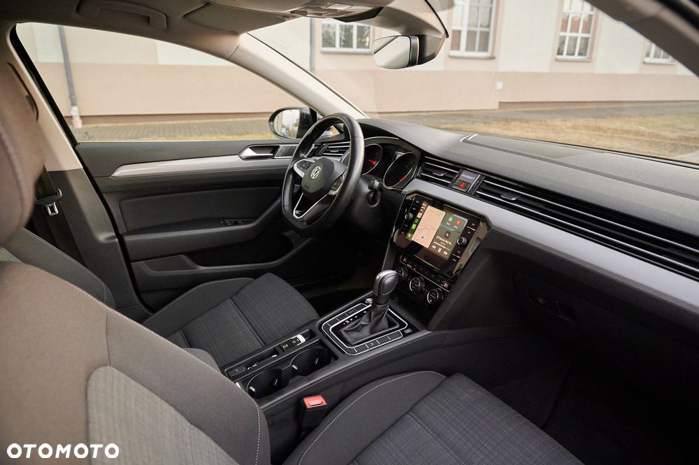 Volkswagen Passat 2.0 TDI EVO Business DSG - 27