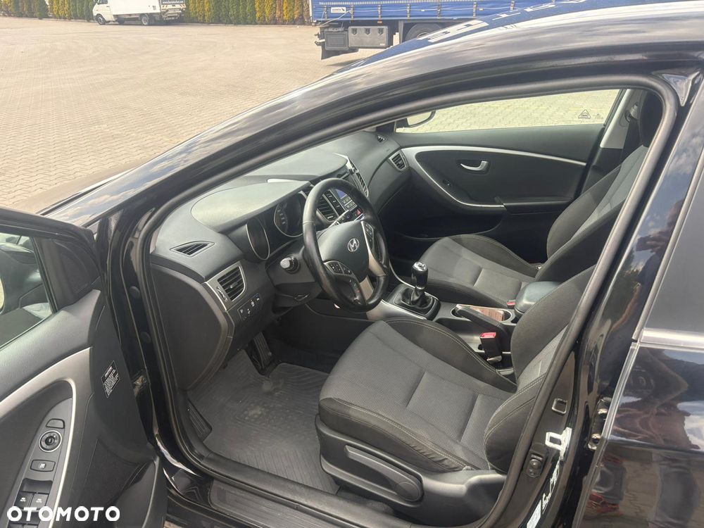 Hyundai i30 1.6 CRDi Classic - 7