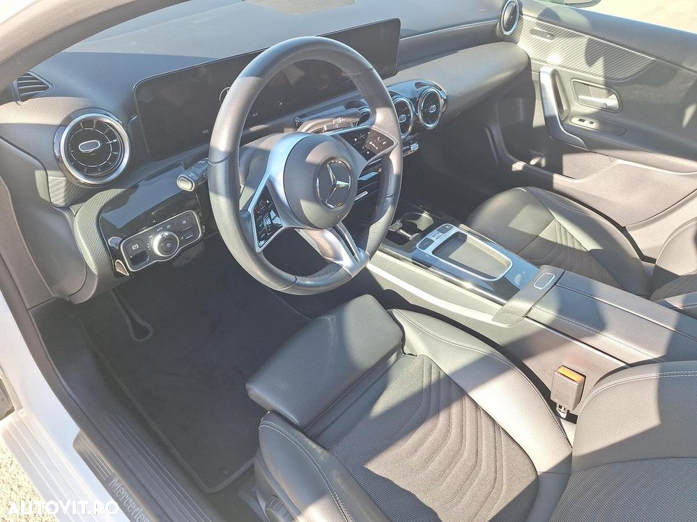 Mercedes-Benz A 180 d 8G-DCT - 10