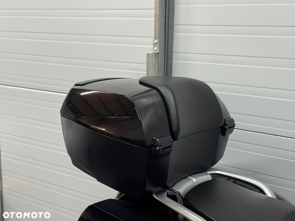 BMW R - 8