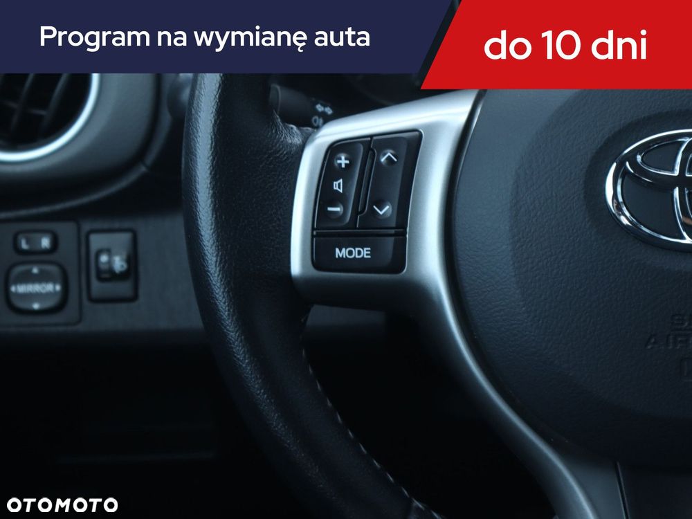 Toyota Yaris - 18