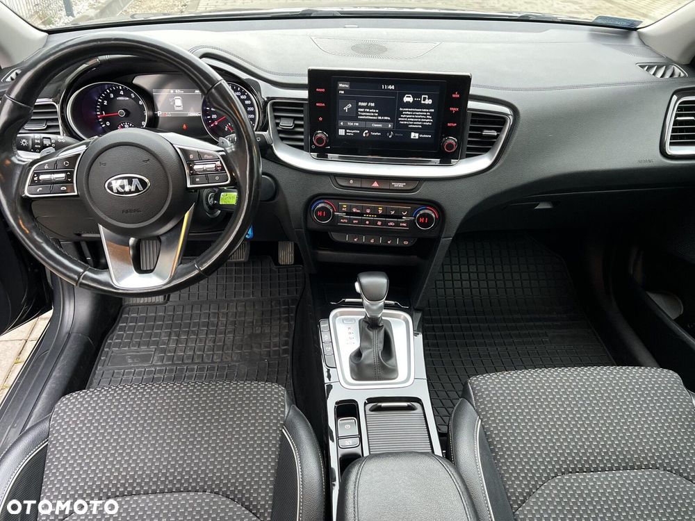 Kia Ceed - 25