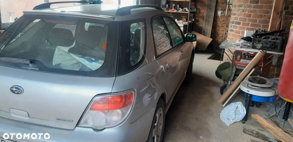 Subaru Impreza 1.5R - 7